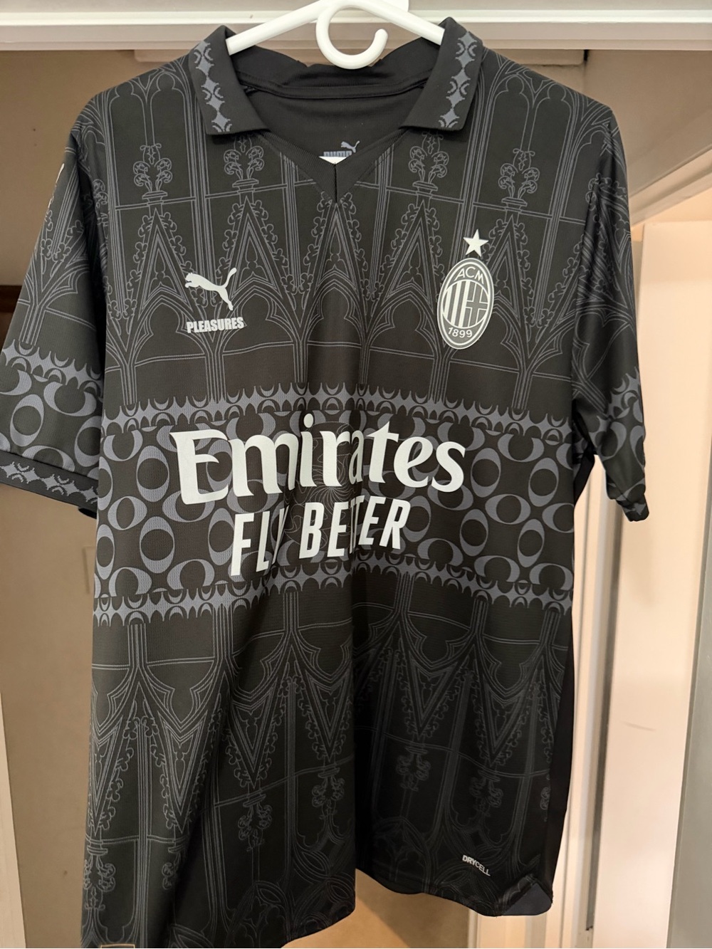 2023-2024 AC MILAN x PLEASURES COLLABORATION